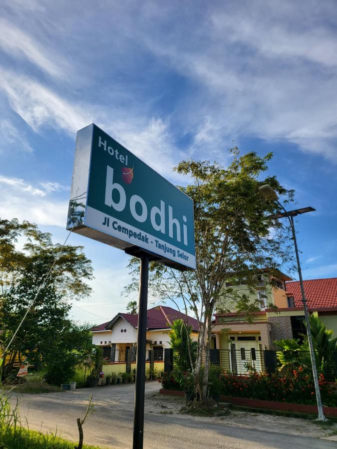 Hotel Bodhi Tanjungselor エクステリア 写真
